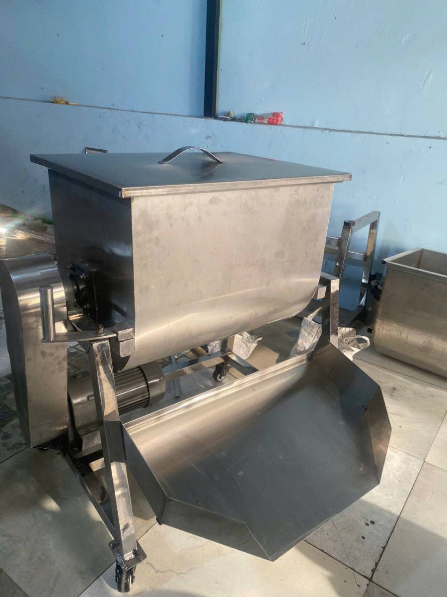 máy trộn bánh tráng